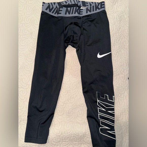 Bundle Nike Black‎ Performance Set with Logo Accents - Picture 3 of 6